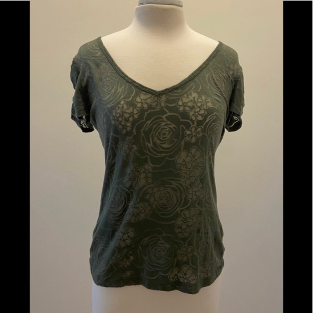 Floral NY & Co T-shirt for layering